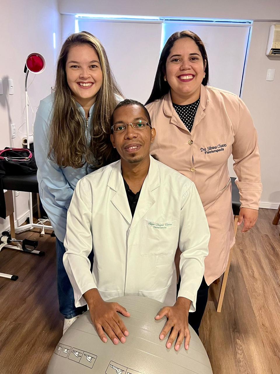 Equipe de fisioterapeutas da Silmape Clínica de Fisioterapia em Salvador